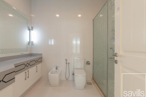 Villa in Jumeirah, Dubai, UAE 5 bedrooms, 872 sq.m. № 635464 - photo 15