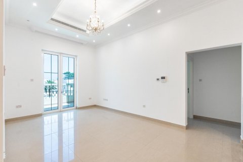 Villa in Jumeirah, Dubai, UAE 5 bedrooms, 872 sq.m. № 635464 - photo 16