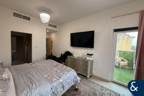 Müüa villa asukohaga Dubai Land, Dubai, AÜE: 3 magamistoaga, 244 m² Nr 697837 - pilt 9