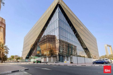Birojs Bur Dubaijā, AAE 189.9 m2 Nr. 702218