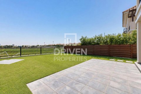 Vila di Dubai Land, UEA 3 kamar tidur, 379.88 m2 nomor 744623 - foto 20