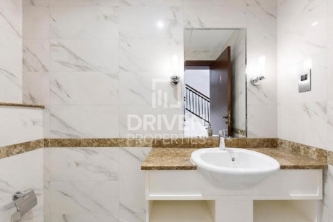 Vila di Dubai Land, UEA 3 kamar tidur, 379.88 m2 nomor 744623 - foto 15