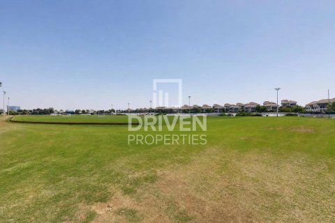 Vila di Dubai Land, UEA 3 kamar tidur, 379.88 m2 nomor 744623 - foto 28