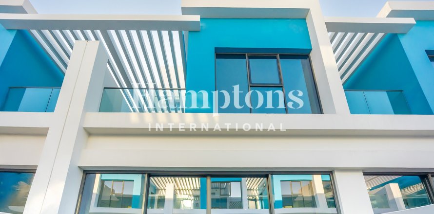 Damac Lagoons、Dubai、UAEにあるタウンハウス 4ベッドルーム、144 m2 No686432