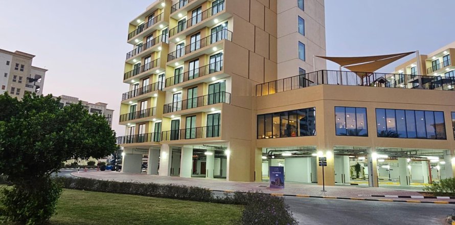 Пәтер Al Hamra Village, Рас-эль-Хайма, БАӘ-да 2 жатын бөлмелер, 121 м² № 656380