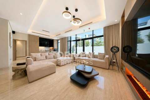 Villa in Mohammed Bin Rashid City, Dubai, UAE 4 bedrooms, 623.38 sq.m. № 759062 - photo 3