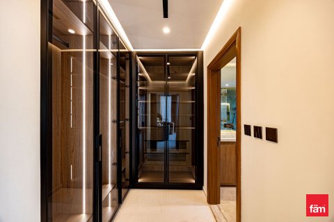 Βίλα σε Dubai, ΗΑΕ 5 υπνοδωμάτια, 602.2 τ.μ. Αρ. 696851 - φωτογραφία 16