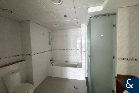 شقة للبيع في أبراج بحيرة جميرا، دبي، الإمارات العربية المتحدة 1 غرفة نوم ، 123 متر مربع ، رقم 688722 - صورة 9