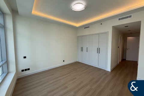 Apartment in Dubai Marina, Dubai, UAE 2 bedrooms, 121 sq.m. № 688773 - photo 13