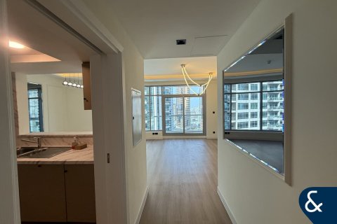 Apartment in Dubai Marina, Dubai, UAE 2 bedrooms, 121 sq.m. № 688773 - photo 16