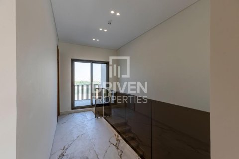 Townhouse in Jumeirah Golf Estates, Dubai, UAE 3 bedrooms, 139 sq.m. № 654989 - photo 11