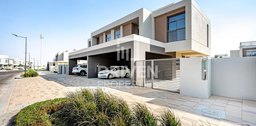 Вилла Dubai South (Dubai World Central), Дубай, БАӘ-да 4 жатын бөлмелер, 306 м² № 654991