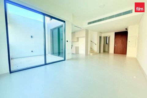 Townhouse in Dubai, UAE 4 bedrooms, 145.9 sq.m. № 732891