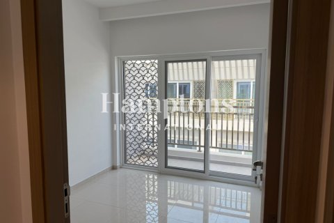 Townhouse in Arabian Ranches 2, Dubai, UAE 3 bedrooms, 112.23983042 sq.m. № 707835 - photo 3