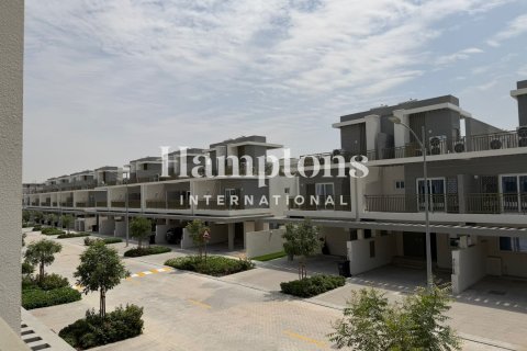 Townhouse in Arabian Ranches 2, Dubai, UAE 3 bedrooms, 112.23983042 sq.m. № 707835 - photo 11