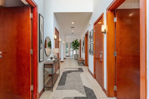 Villa à vendre à  Dubai, EAU 3 chambres, 294 m2 № 701802 - photo 2