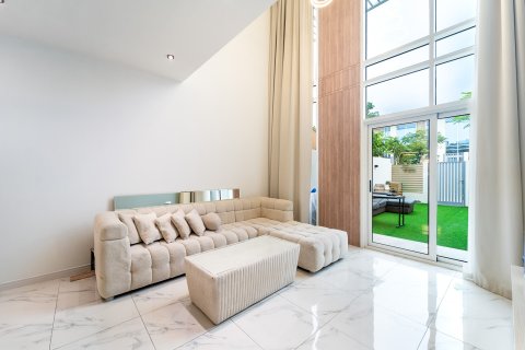 Σπίτι σε Dubai, ΗΑΕ 2 υπνοδωμάτια, 124 τ.μ. Αρ. 701798 - φωτογραφία 5