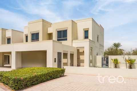 Maison de ville à Town Square, Dubai, EAU: 4 chambres, 227.71 m2 № 741080