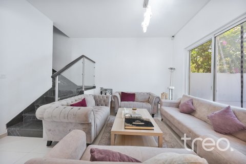 Řadový dům v Mudon, Dubai, SAE 4 ložnice, 280.57 m² Č.: 741081 - fotografie 3