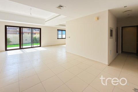 Townhouse in Reem, Dubai, UAE 3 bedrooms, 239.5 sq.m. № 741083 - photo 3