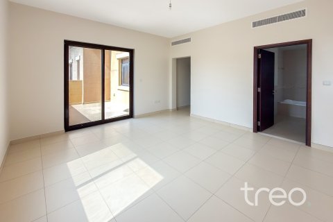 Townhouse in Reem, Dubai, UAE 3 bedrooms, 239.5 sq.m. № 741083 - photo 4