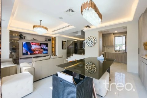 Townhouse in Reem, Dubai, UAE 3 bedrooms, 233 sq.m. № 741086 - photo 4