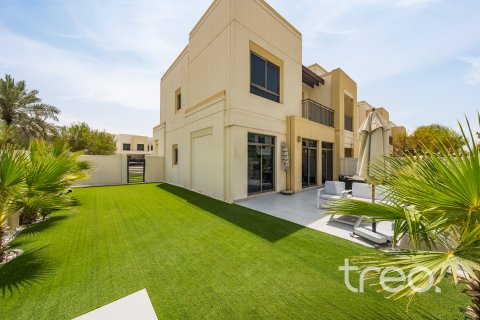 Townhouse in Town Square, Dubai, UAE 4 bedrooms, 227.89 sq.m. № 741084 - photo 5