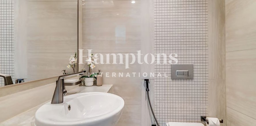 Lägenhet i Business Bay, Dubai, UAE 2 sovrum, 122.539 kvm Nr. 697506