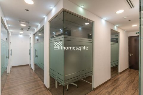 Zyrë në Business Bay, Dubai, Emiratet e Bashkuara Arabe 125 m2. № 706131 - Foto 8