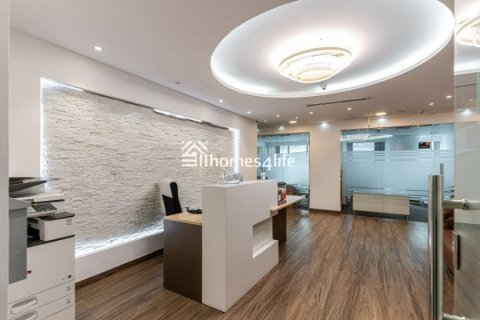 Iroda itt: Business Bay, Dubai, EAE, 125 m², azonosító: 706131