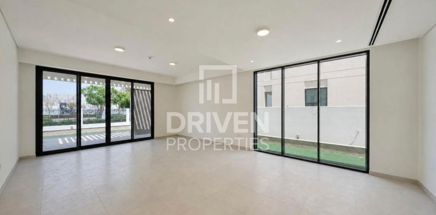 Villa en Arabian Ranches 3, Dubai, EAU 4 dormitorios, 417.51 m² № 765271