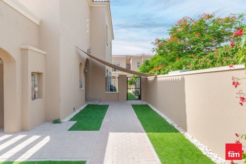 Dubai, संयुक्त अरब अमीरात में विला, 3 बेडरूम, 258.2 वर्ग मीटर, संख्या 712677 - फ़ोटो 13