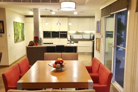 Villa en venta en Dubai, EAU 9 dormitorios, 432 m2 № 696122 - foto 7