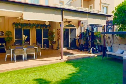 Villa en venta en Dubai, EAU 9 dormitorios, 432 m2 № 696122 - foto 15