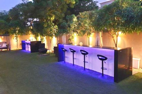 Villa en venta en Dubai, EAU 9 dormitorios, 432 m2 № 696122 - foto 17