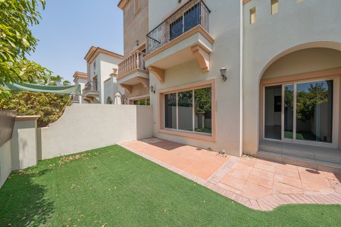 Jumeirah Golf Estates, Dubai, UAE의 판매용 타운하우스 침실 3개, 190.92제곱미터 번호 748693 - 사진 9
