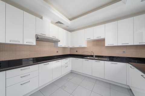 Jumeirah Golf Estates, Dubai, UAE의 판매용 타운하우스 침실 3개, 190.92제곱미터 번호 748693 - 사진 5