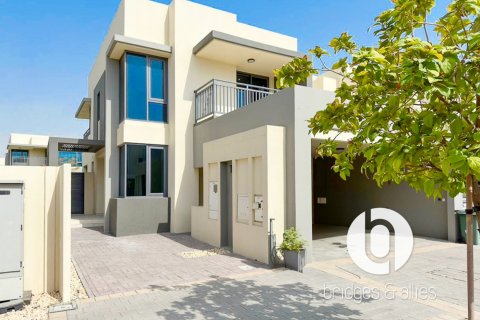 Üürile anda villa asukohaga Dubai Hills Estate, AÜE: 5 magamistoaga, 277 m² Nr 721294 - pilt 10