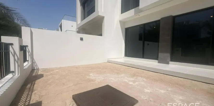 Таунхаус DAMAC Hills (Akoya by DAMAC), Дубай, БАӘ-да 4 жатын бөлмелер, 186 м² № 661170