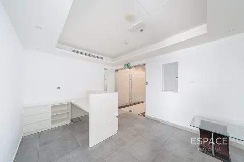 Toimisto Jumeirah Lake Towers, Dubai, Arabiemiraatit 226 m2 № 661171 - kuva 2