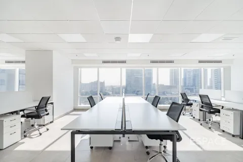 Toimisto Jumeirah Lake Towers, Dubai, Arabiemiraatit 226 m2 № 661171 - kuva 19