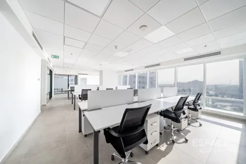 Toimisto Jumeirah Lake Towers, Dubai, Arabiemiraatit 226 m2 № 661171 - kuva 13