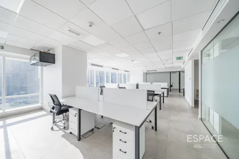 Toimisto Jumeirah Lake Towers, Dubai, Arabiemiraatit 226 m2 № 661171 - kuva 5