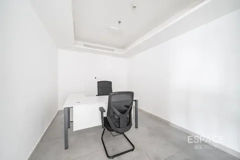 Toimisto Jumeirah Lake Towers, Dubai, Arabiemiraatit 226 m2 № 661171 - kuva 10