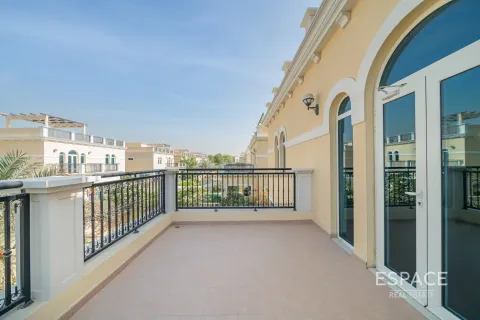 Jumeirah Park, Dubai, संयुक्त अरब अमीरात में विला, 4 बेडरूम, 455 वर्ग मीटर, संख्या 661172 - फ़ोटो 17