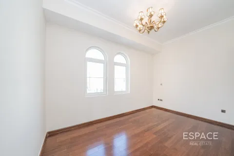 Jumeirah Park, Dubai, संयुक्त अरब अमीरात में विला, 4 बेडरूम, 455 वर्ग मीटर, संख्या 661172 - फ़ोटो 12