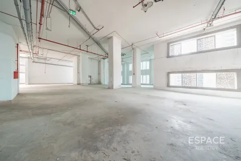 Business Bay, Dubai, UAE의 임대용 사무실 5939제곱미터 번호 661173 - 사진 10