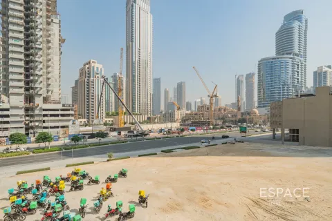 Business Bay, Dubai, UAE의 임대용 사무실 5939제곱미터 번호 661173 - 사진 14