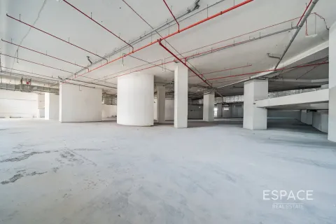 Business Bay, Dubai, UAE의 임대용 사무실 5939제곱미터 번호 661173 - 사진 3