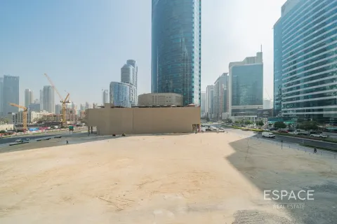 Business Bay, Dubai, UAE의 임대용 사무실 5939제곱미터 번호 661173 - 사진 13